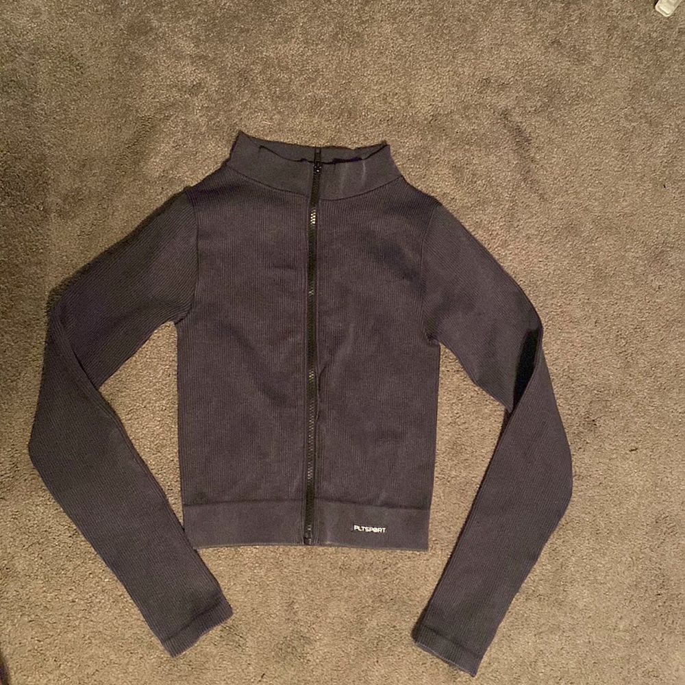 Prettylittlething, women’s small zip up jacket, charcoal color